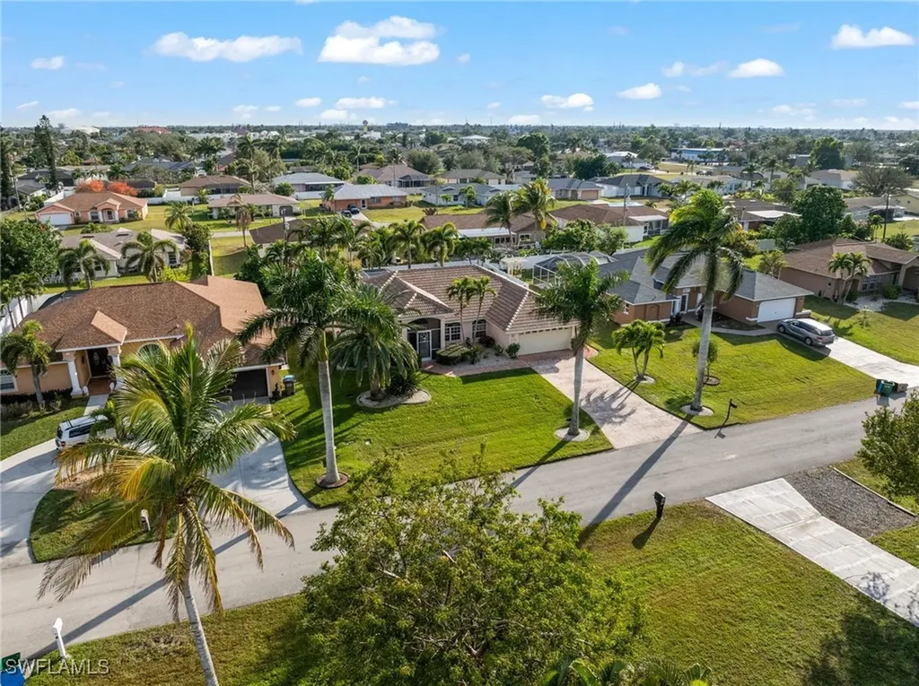 1706 SE 19th Lane Cape Coral FL 33990