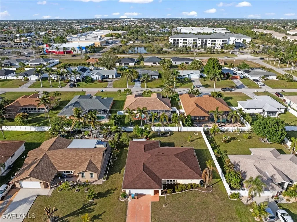 1706 SE 19th Lane Cape Coral FL 33990