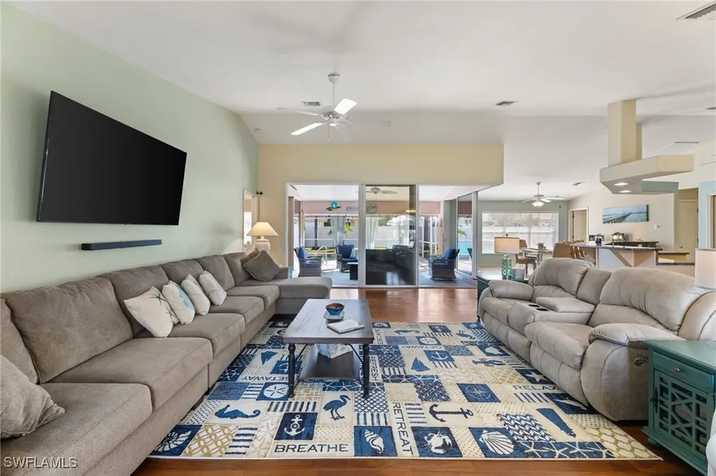 1706 SE 19th Lane Cape Coral FL 33990