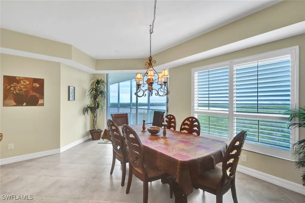 295 Grande Way Naples FL 34110