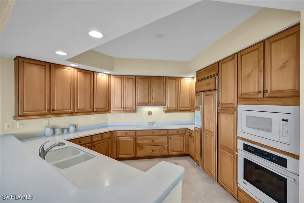 295 Grande Way Naples FL 34110