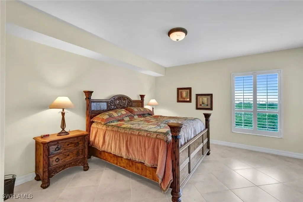 295 Grande Way Naples FL 34110