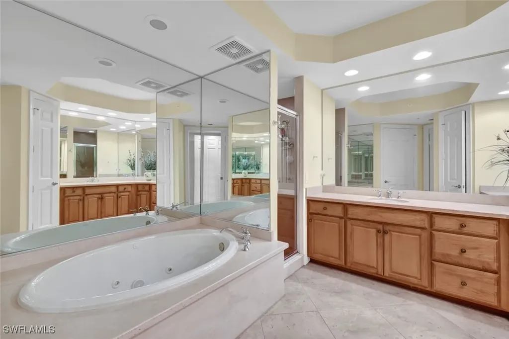 295 Grande Way Naples FL 34110