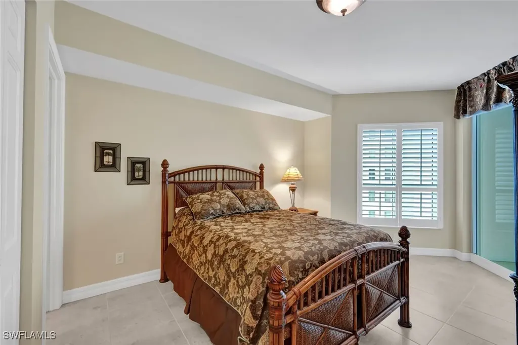 295 Grande Way Naples FL 34110