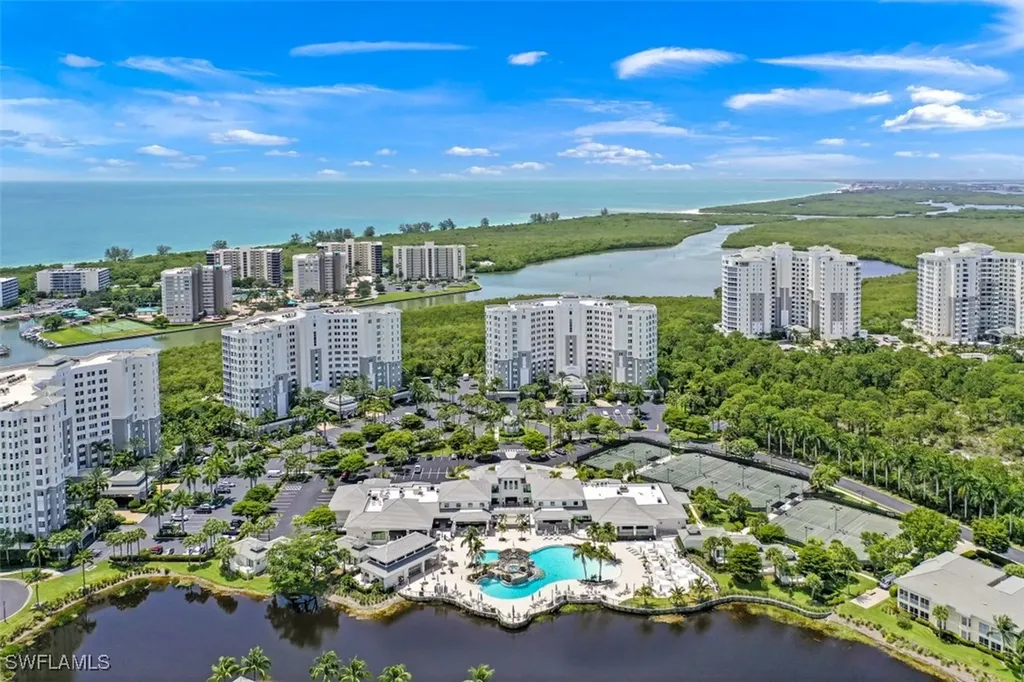 295 Grande Way Naples FL 34110