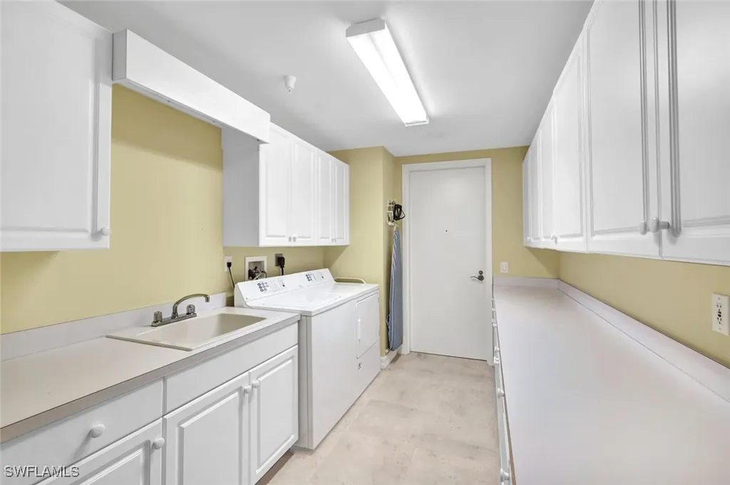 295 Grande Way Naples FL 34110