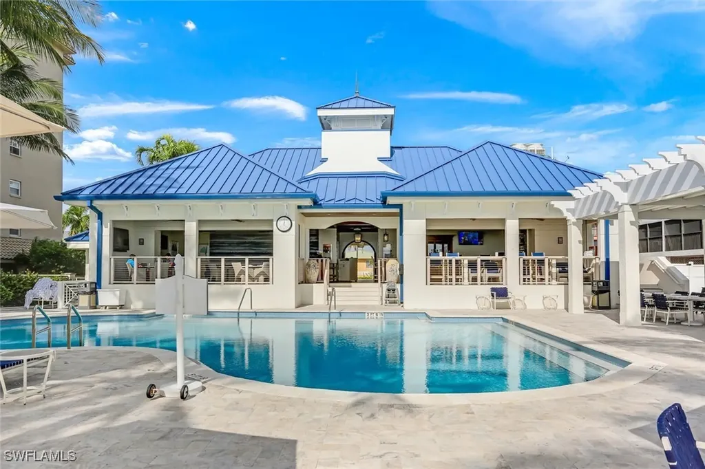295 Grande Way Naples FL 34110