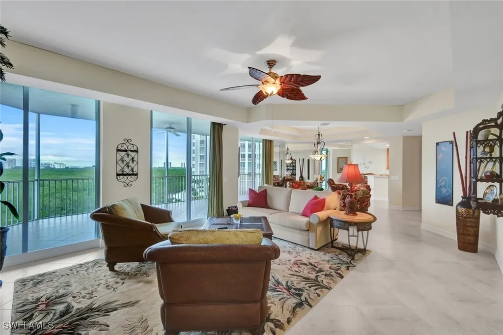 295 Grande Way Naples FL 34110