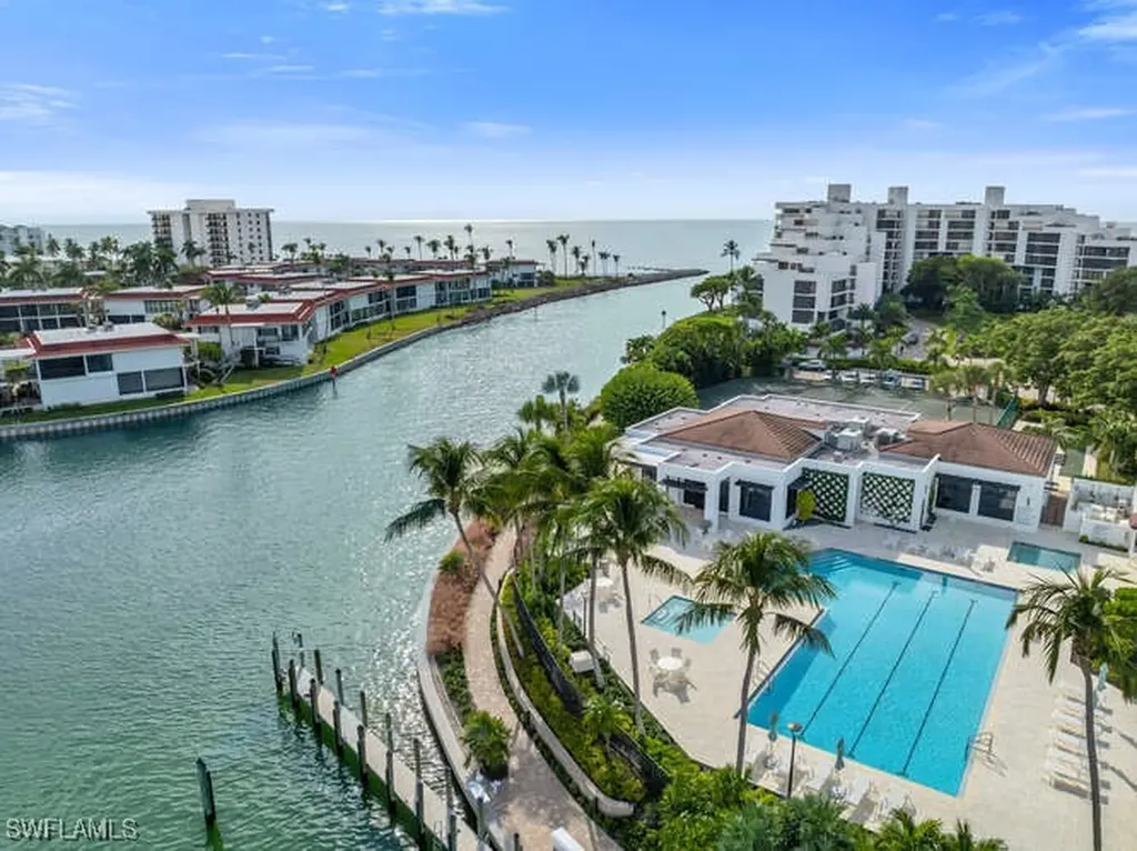 2340 Gulf Shore Boulevard N Naples FL 34103