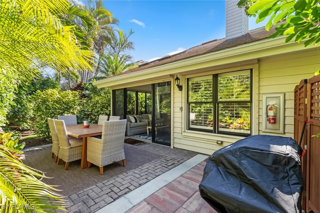 6656 Trident Way Naples FL 34108