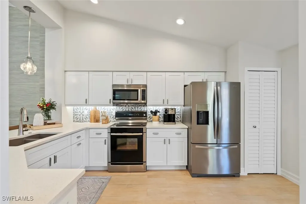 6656 Trident Way Naples FL 34108