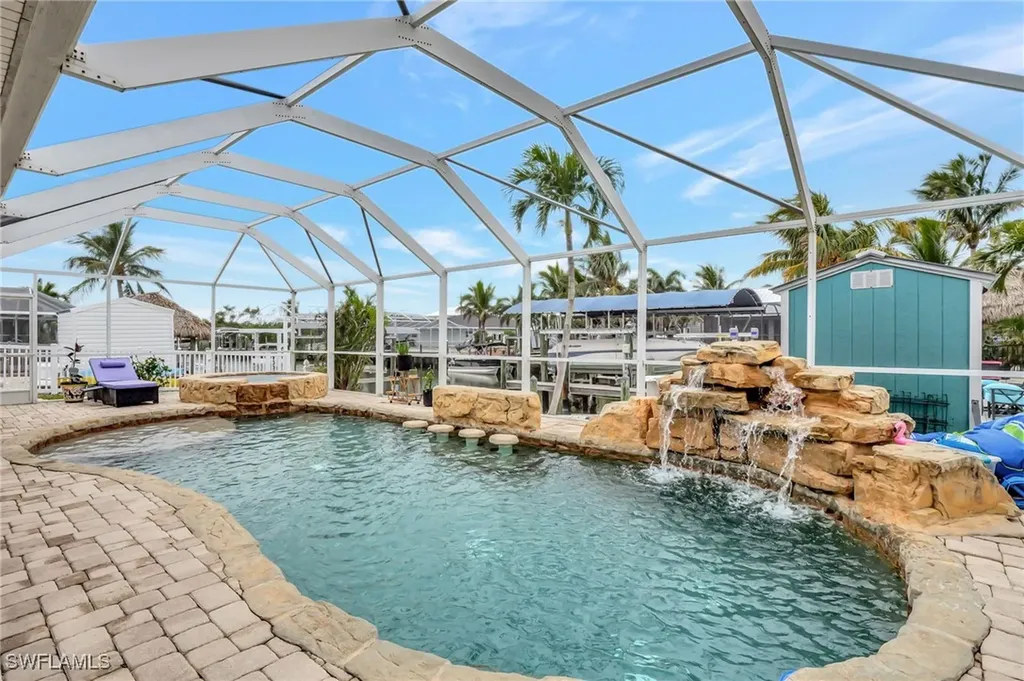 2499 Sapodilla Lane St. James City FL 33956