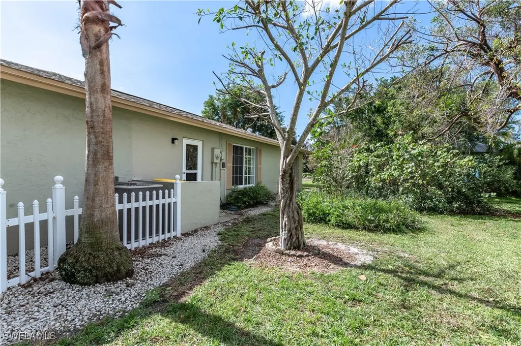 4468 Beechwood Lake Drive Naples FL 34112