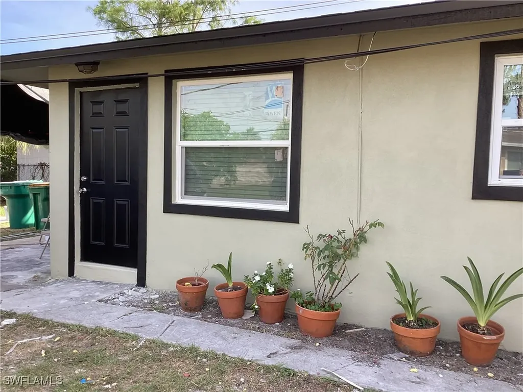 5314 Gilchrist Street Naples FL 34113