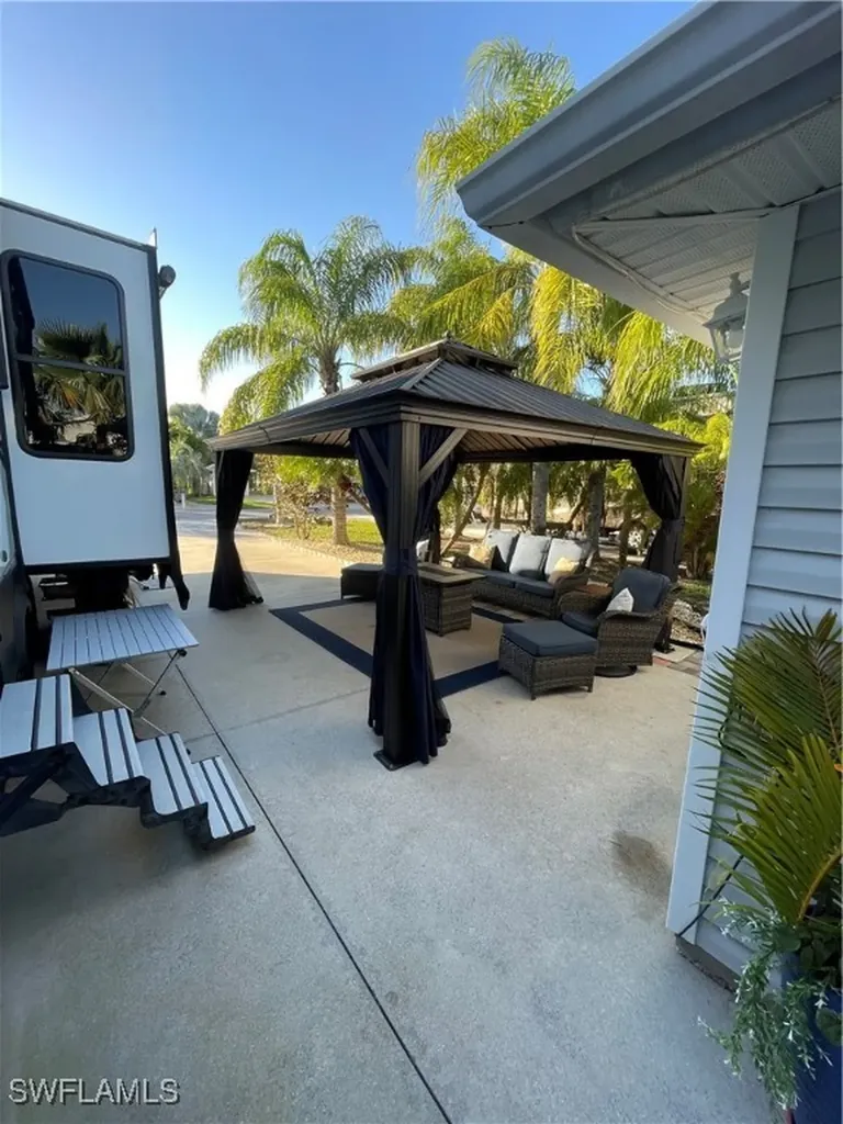 5811 Pathwood Court Fort Myers FL 33905