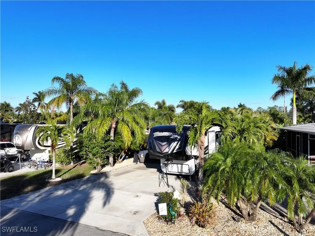 5811 Pathwood Court Fort Myers FL 33905