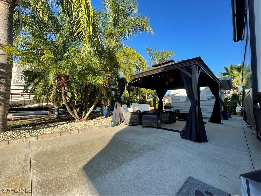 5811 Pathwood Court Fort Myers FL 33905