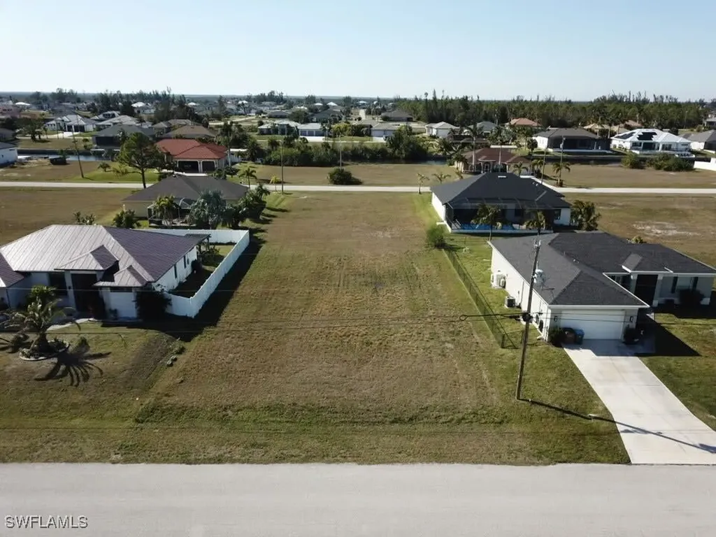 2340 NW 38th Avenue Cape Coral FL 33993