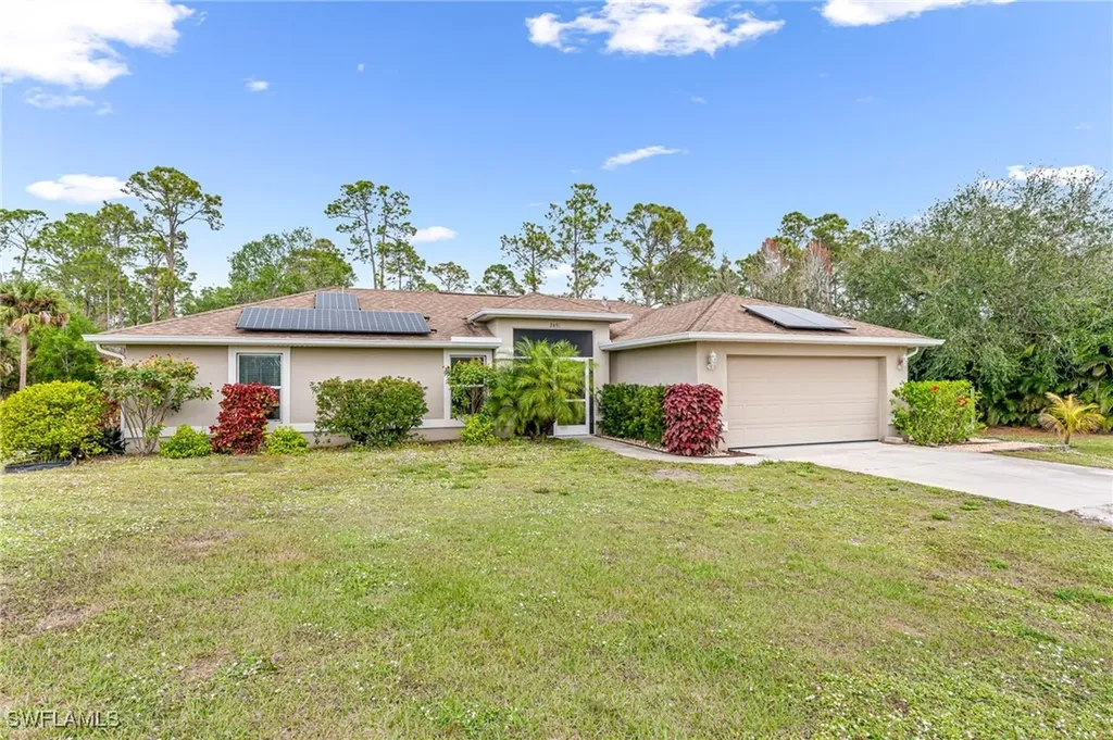 Naples FL, 2891 12TH Avenue NE
