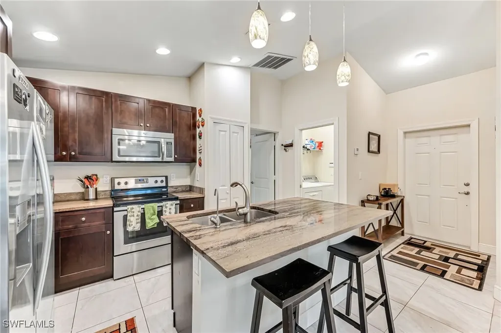 2891 12th Avenue NE Naples FL 34120