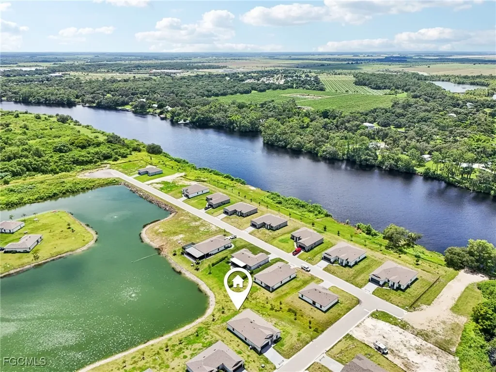 835 Gen D Macarthur Avenue Labelle FL 33935