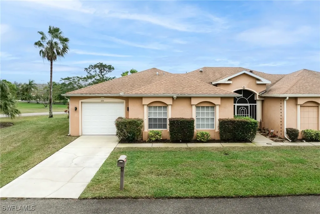 624 Falls Lane Lehigh Acres FL 33974