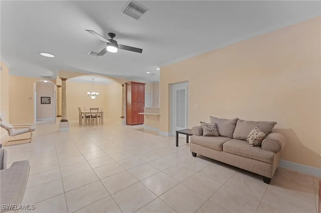 624 Falls Lane Lehigh Acres FL 33974