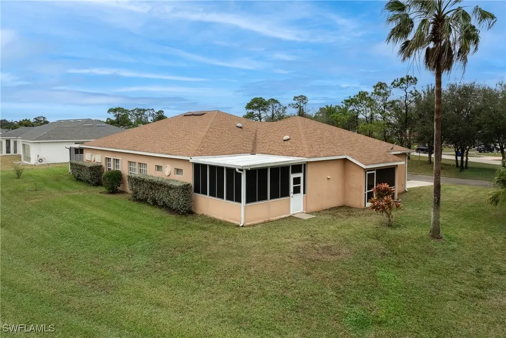 624 Falls Lane Lehigh Acres FL 33974