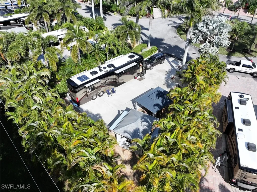 10019 Ramblewood Court Fort Myers FL 33905