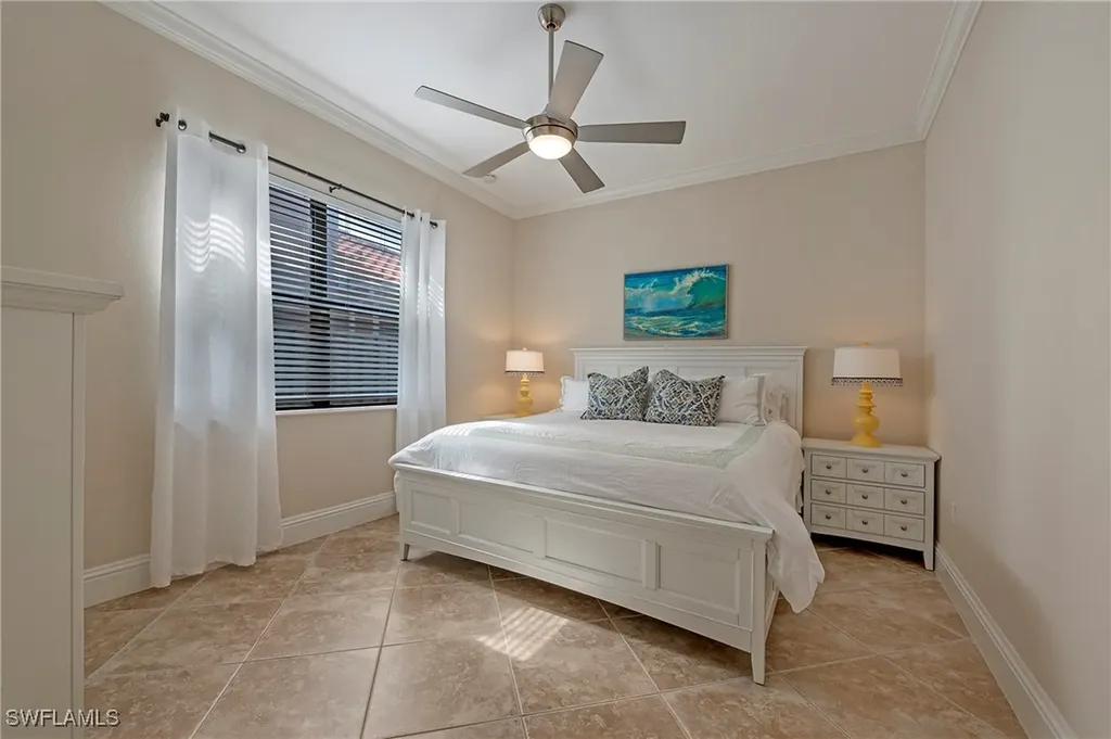 582 110th Avenue N Naples FL 34108