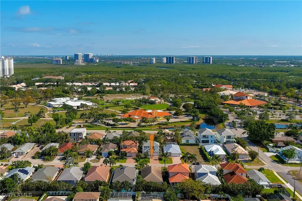 582 110th Avenue N Naples FL 34108