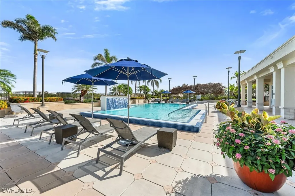 9115 Strada Place Naples FL 34108