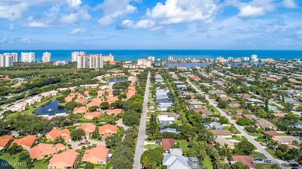 761 91st Avenue N Naples FL 34108