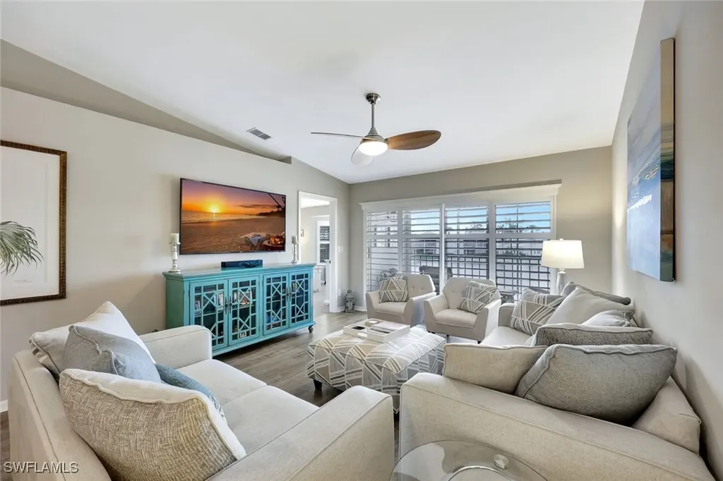 925 New Waterford Drive Naples FL 34104