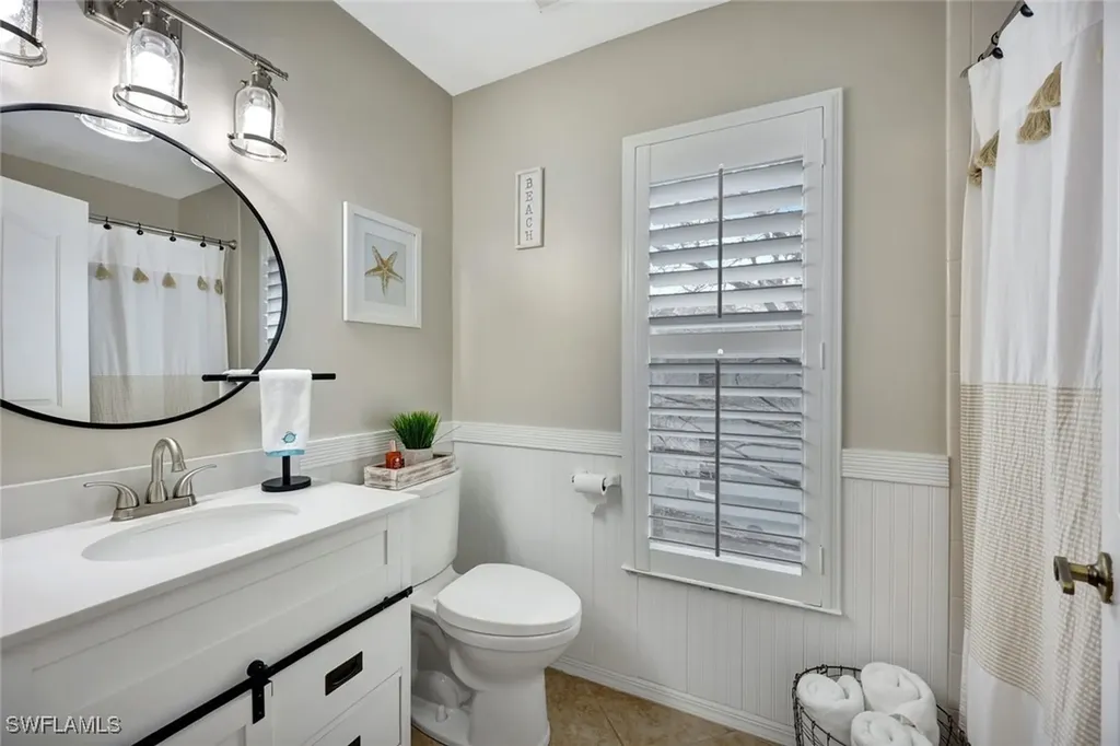 925 New Waterford Drive Naples FL 34104