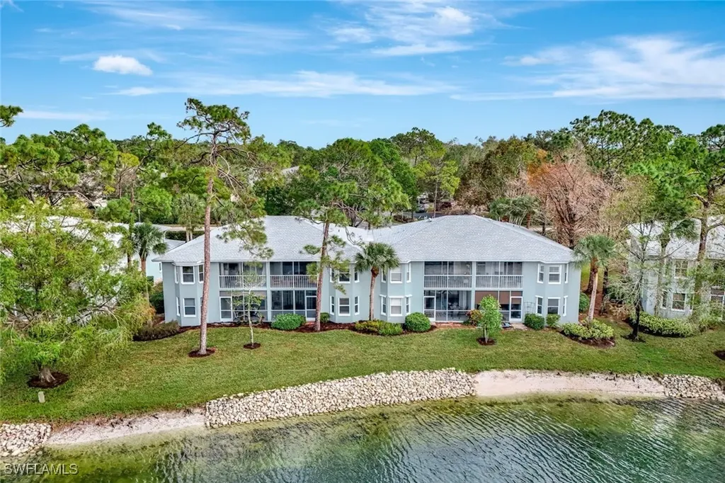 925 New Waterford Drive Naples FL 34104