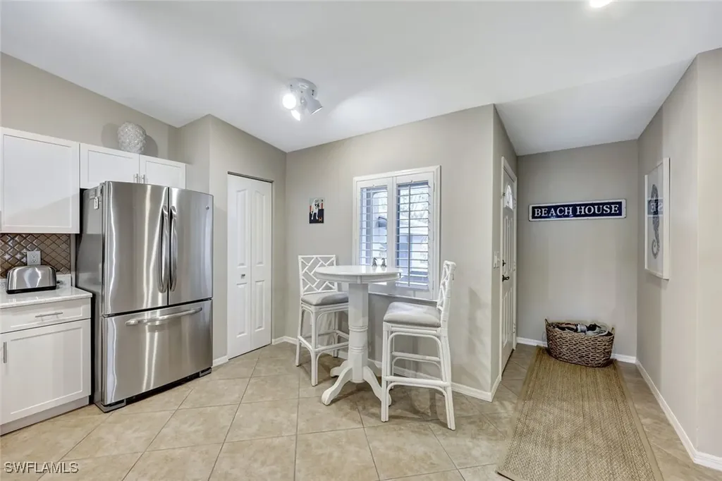 925 New Waterford Drive Naples FL 34104