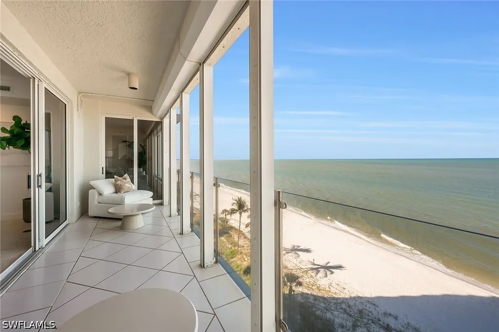 10 Seagate Drive Naples FL 34103