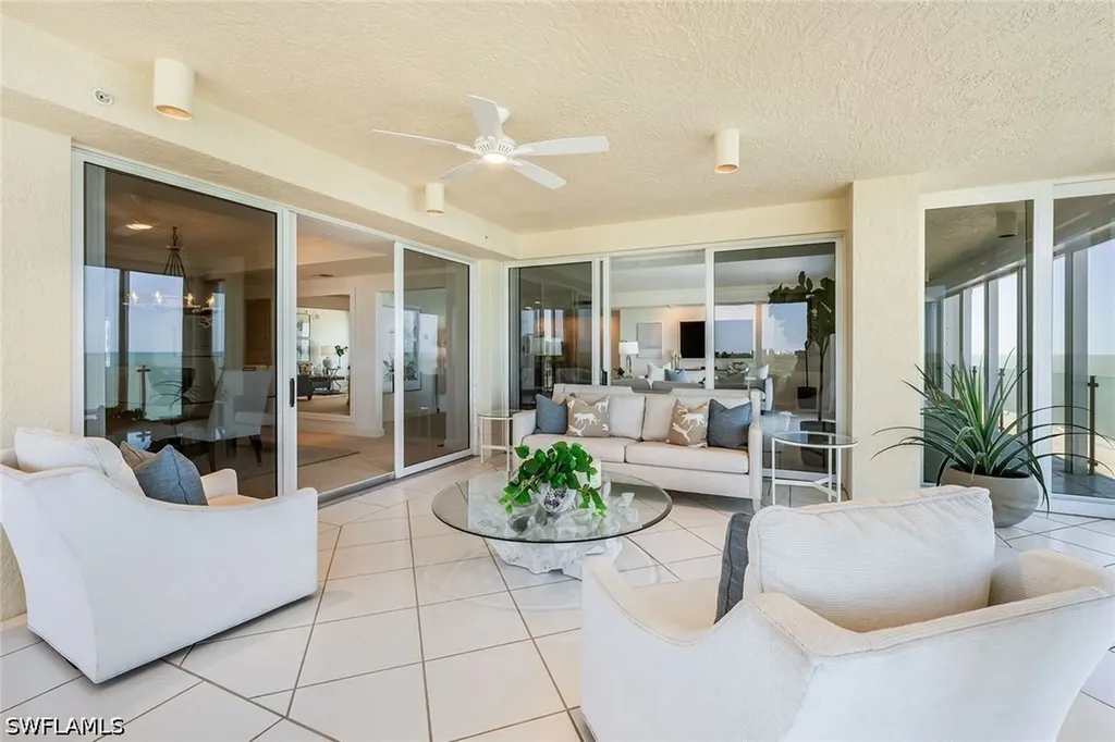 10 Seagate Drive Naples FL 34103