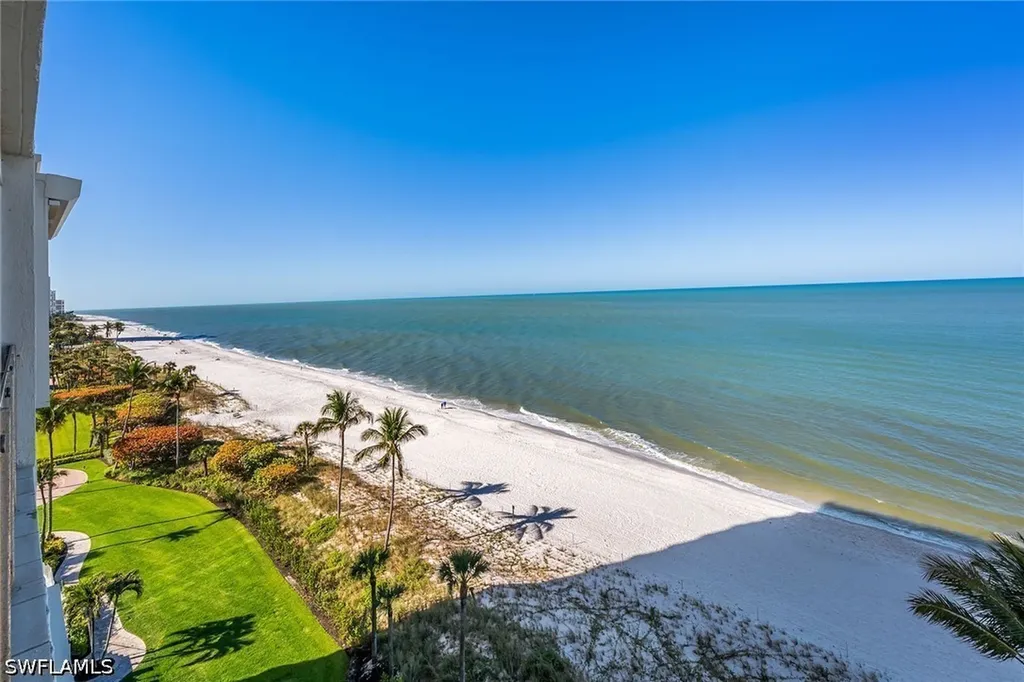 10 Seagate Drive Naples FL 34103