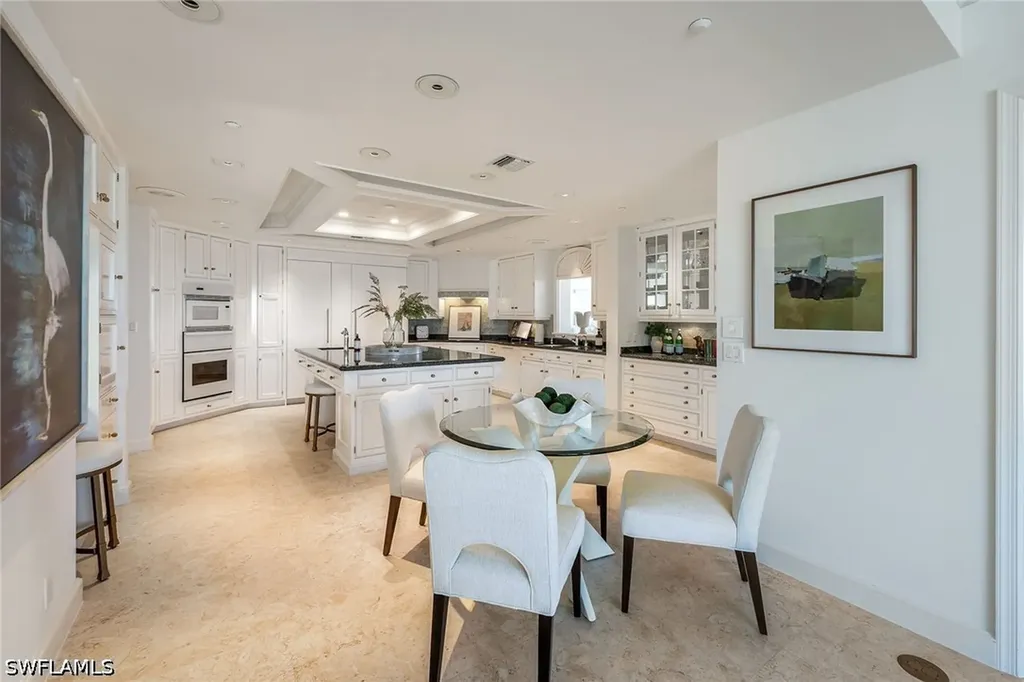 10 Seagate Drive Naples FL 34103