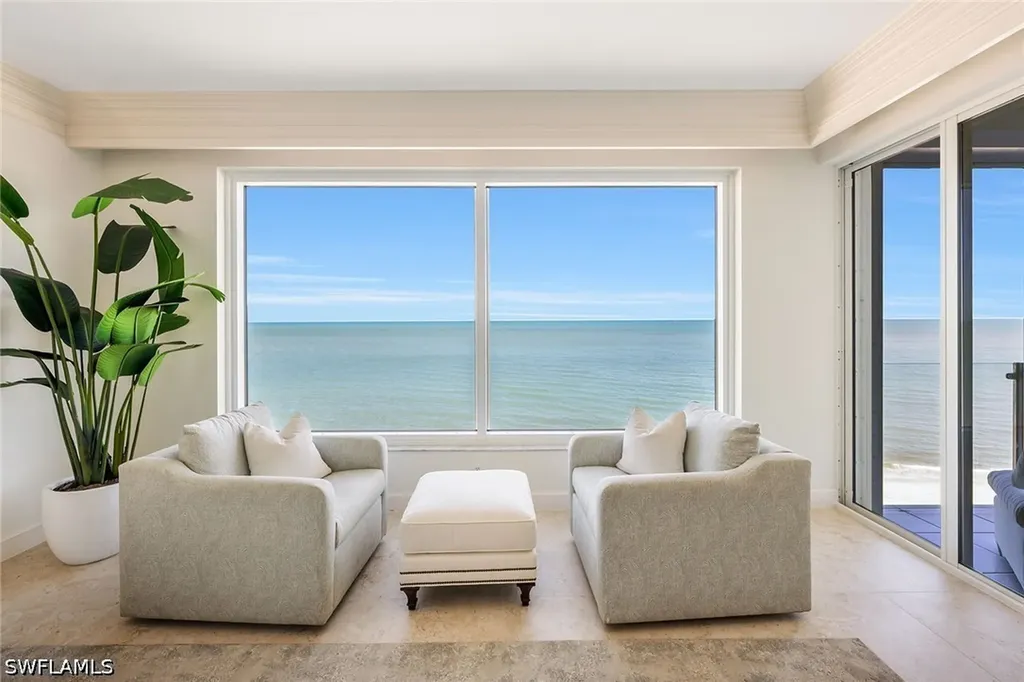 10 Seagate Drive Naples FL 34103