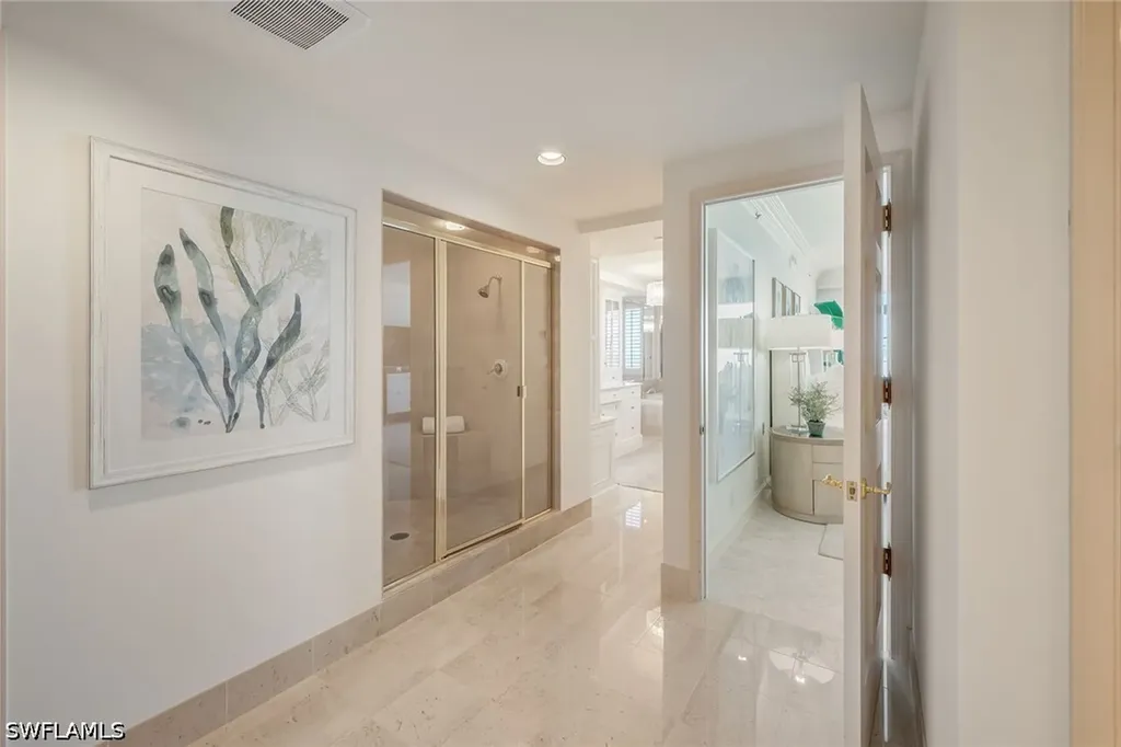10 Seagate Drive Naples FL 34103