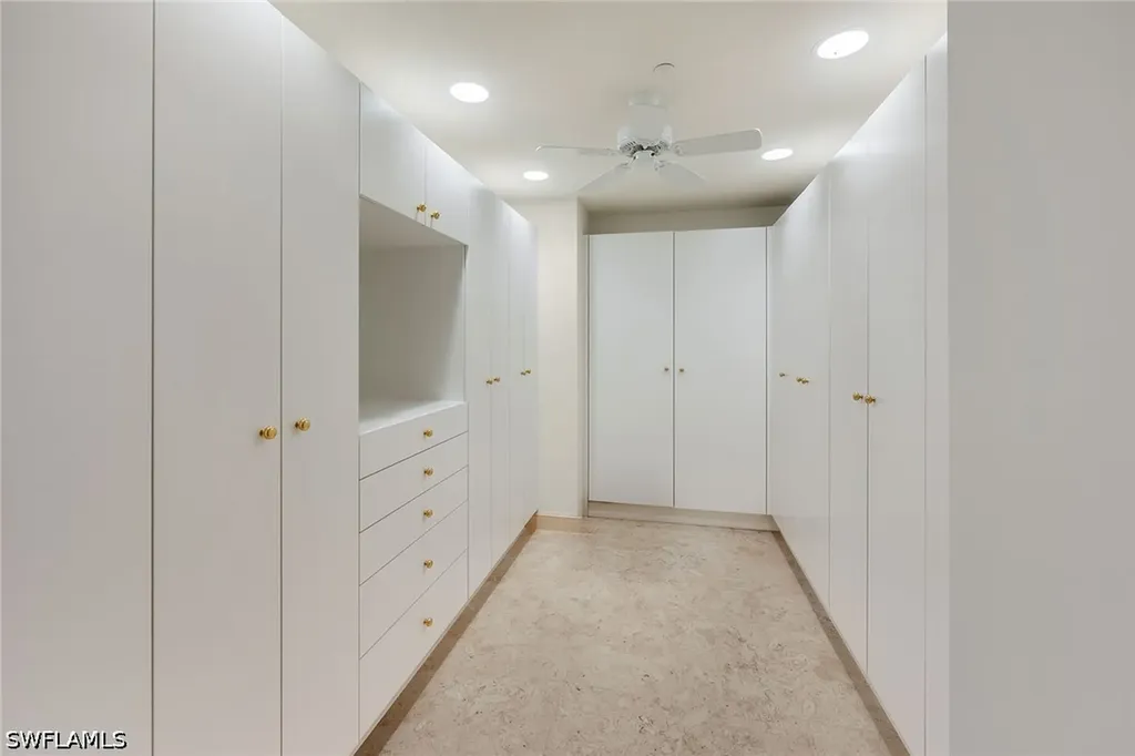 10 Seagate Drive Naples FL 34103