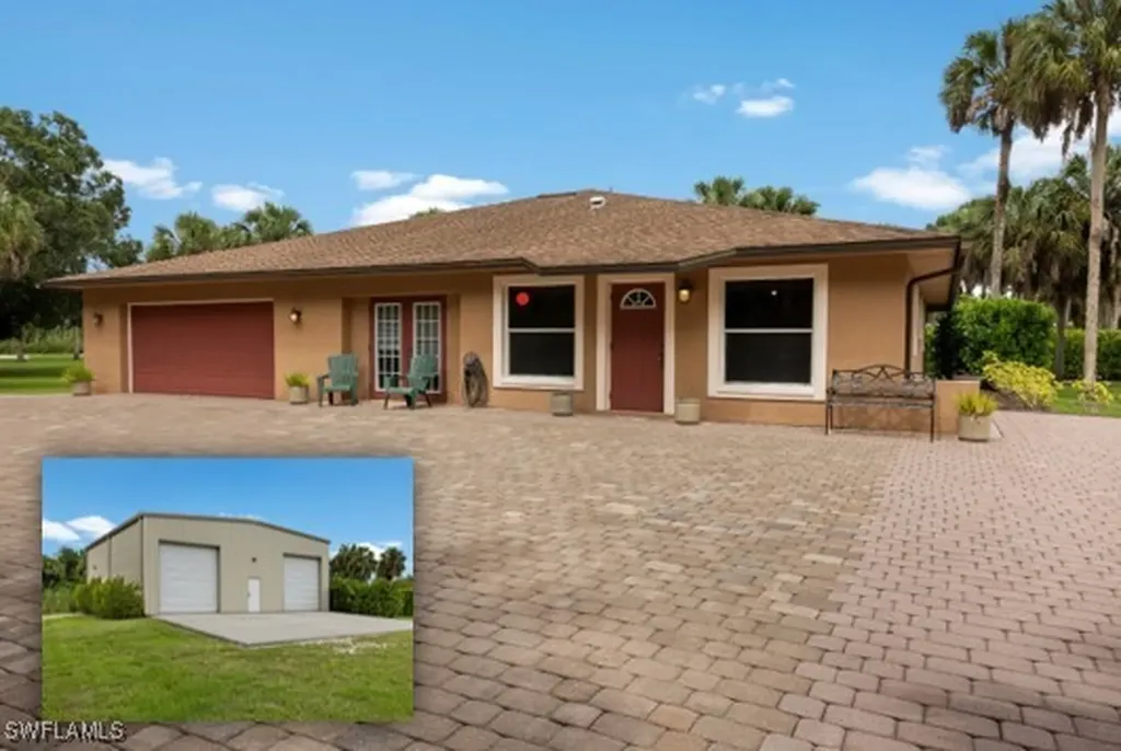 3025 White Boulevard Naples FL 34117