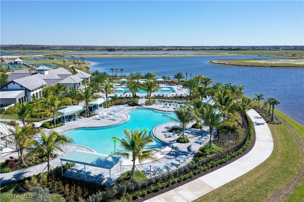 4636 Skysail Drive Naples FL 34120