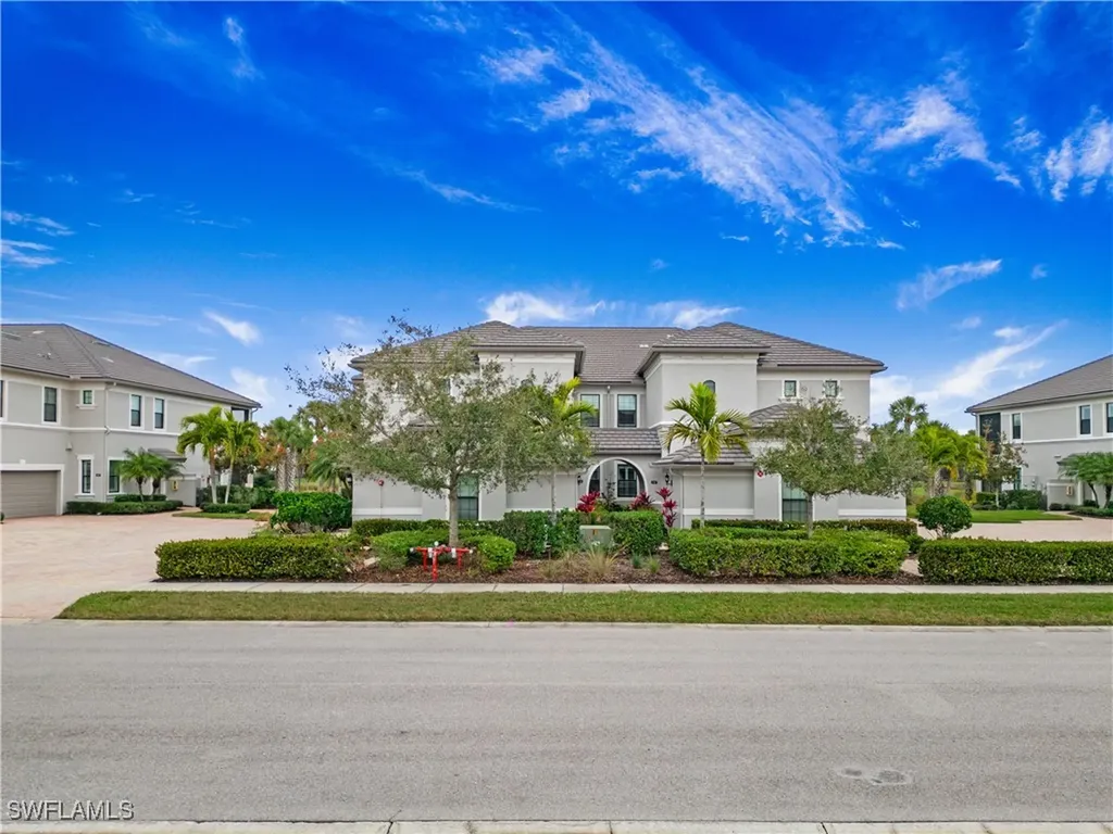 12045 Covent Garden Court Naples FL 34120
