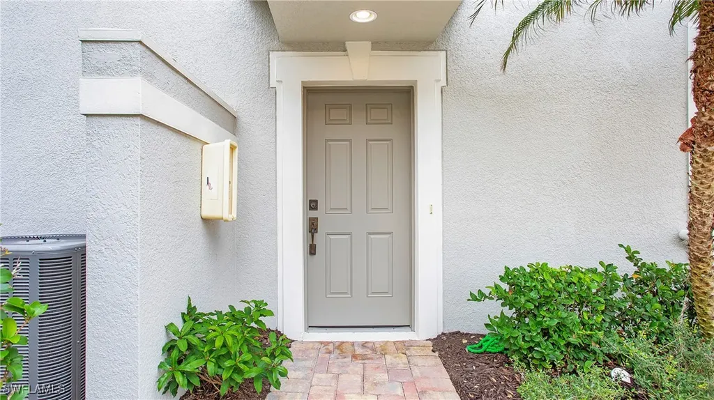 12045 Covent Garden Court Naples FL 34120