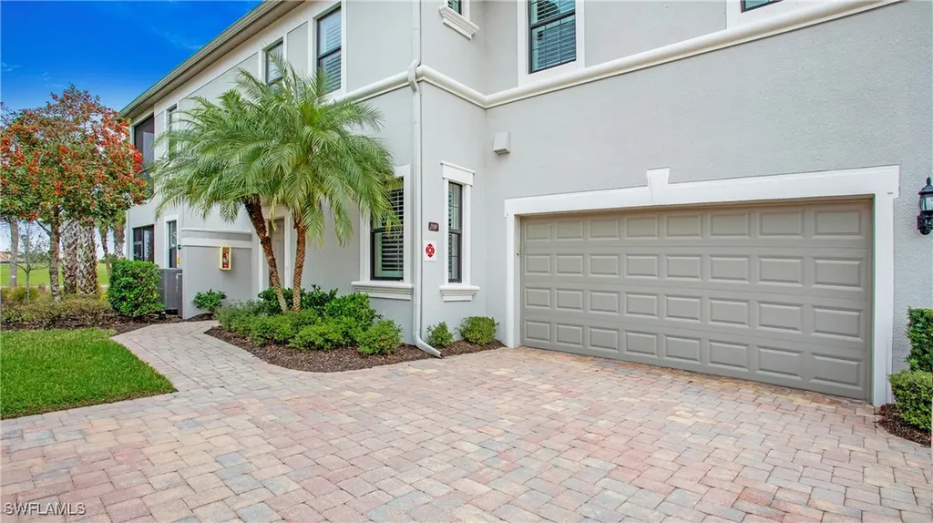 12045 Covent Garden Court Naples FL 34120