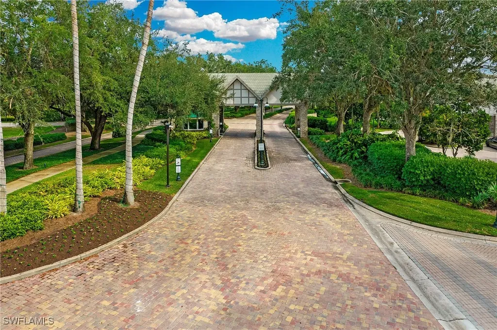 12045 Covent Garden Court Naples FL 34120